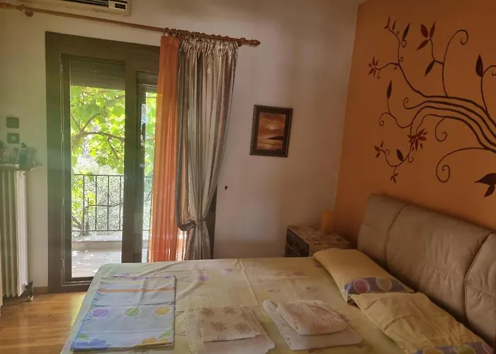 Poly's House Kavala