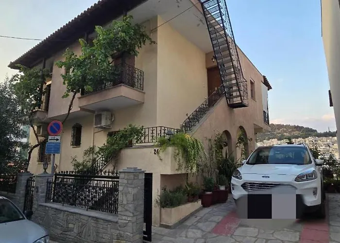 Poly's House Апартаменты *